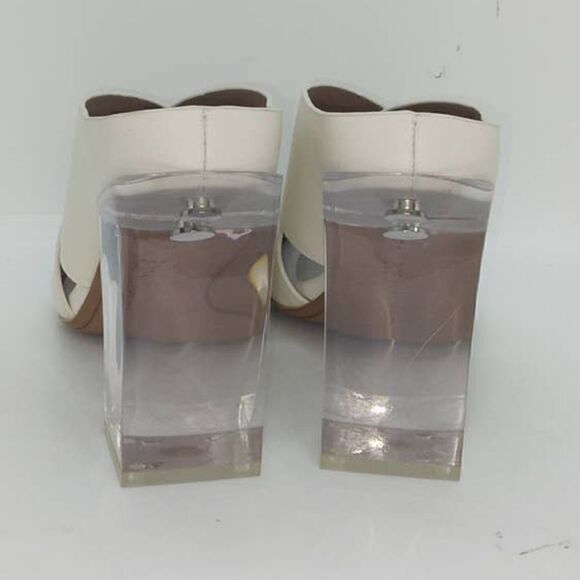 BCBGMAXAZRIA Designer Womens NEW w/Box Soft Leather Off White Heels - sz. 6M - Picture 4 of 6